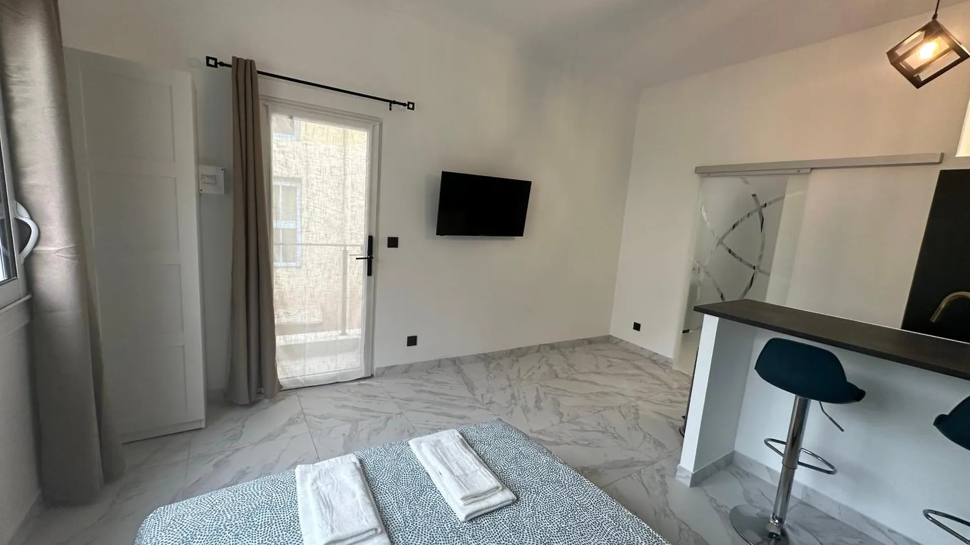 La Maison De Julia Menton Studio Bleute 0*,  Γαλλία